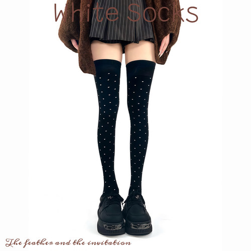 WHITE SOCKS日系复古波点长筒袜女秋冬纯欲风过膝袜微压大腿袜女