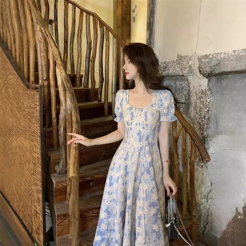 速发夏式方领蓝花油画复古甜美碎色连衣裙法收腰中长裙