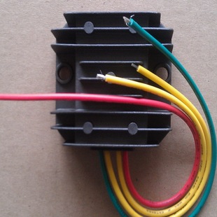 批发配套防水型内置式 24V200W单相交流永磁风力发电机充电控制器