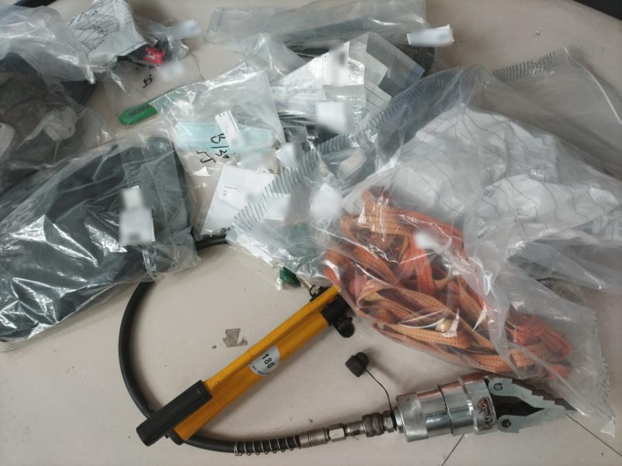 2月9日三明移动电话手机44部、电脑4台，电焊机2台及其它物品网络拍卖公告