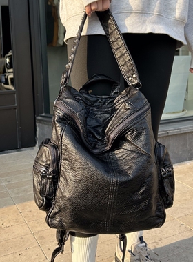 真皮双肩书包女2025新款韩版软皮大容量旅行背包铆钉复古单肩两用
