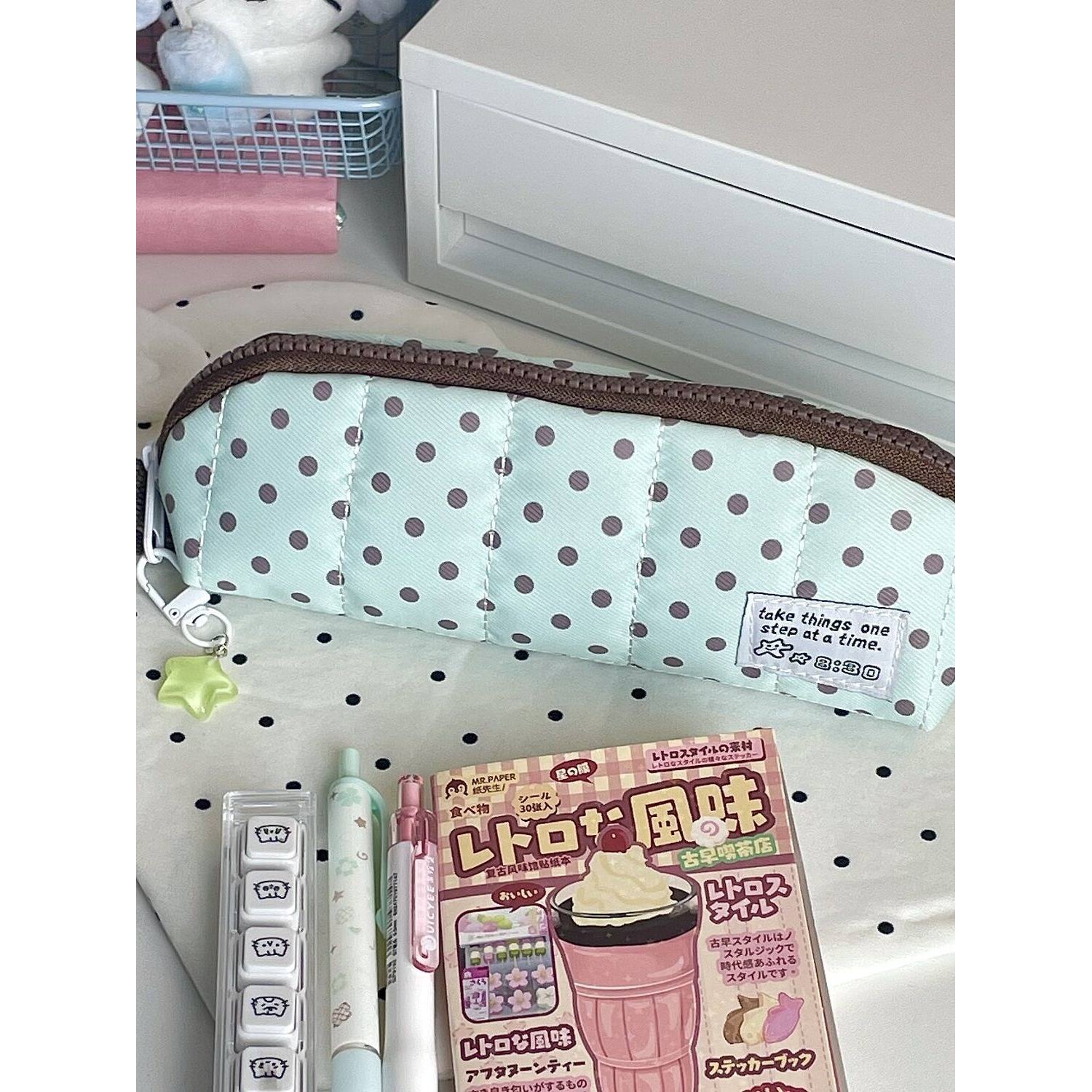 薄荷生巧夏日波点笔袋简约韩系学生ins文具盒高颜值大容量收纳袋