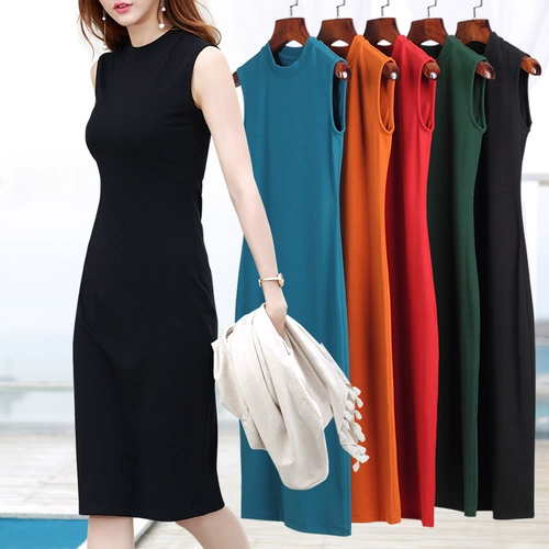 Летнее платье без рукавов, длинная приталенная юбка, высокий воротник, средней длины