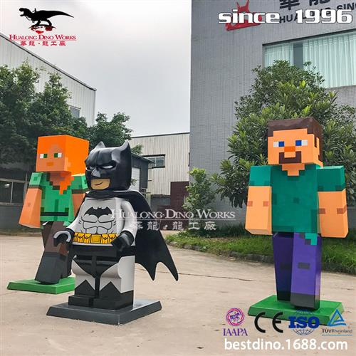 工厂定制年吉祥物手游蝙蝠侠玻璃钢模型防雨防冻儿童玩具