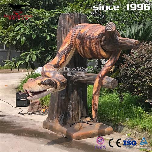 仿真动物机械电动模型仿真蟒蛇缠树声光电结合大型动物源头厂家