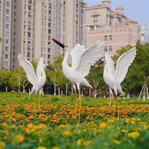 户外仿真白鹭雕塑庭院池塘水景装饰白鹤花园林仙鹤玻璃钢水池摆件