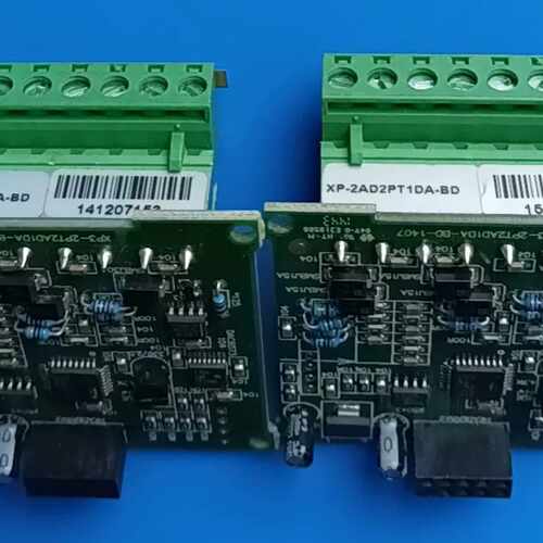 信捷XP-2AD2PT1DA-BD，2只。XP系列一体机扩展议价