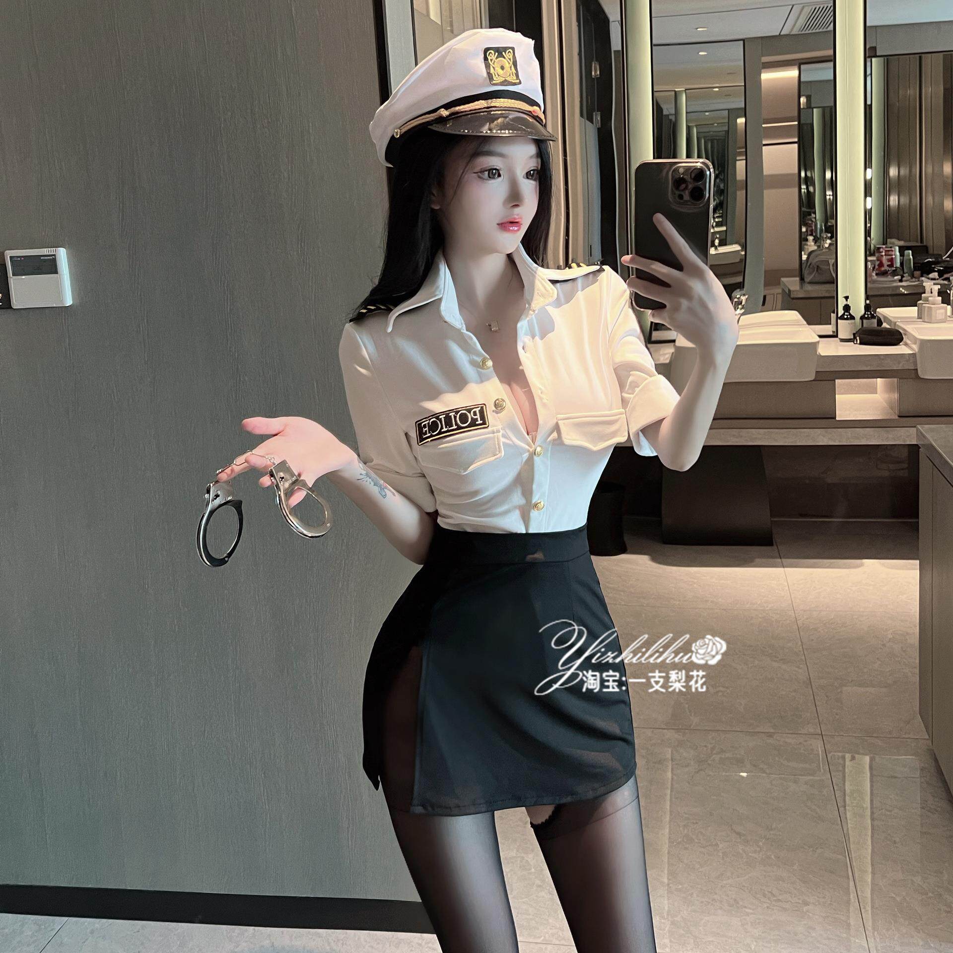 大码黑色丝滑制服cos角色扮演
