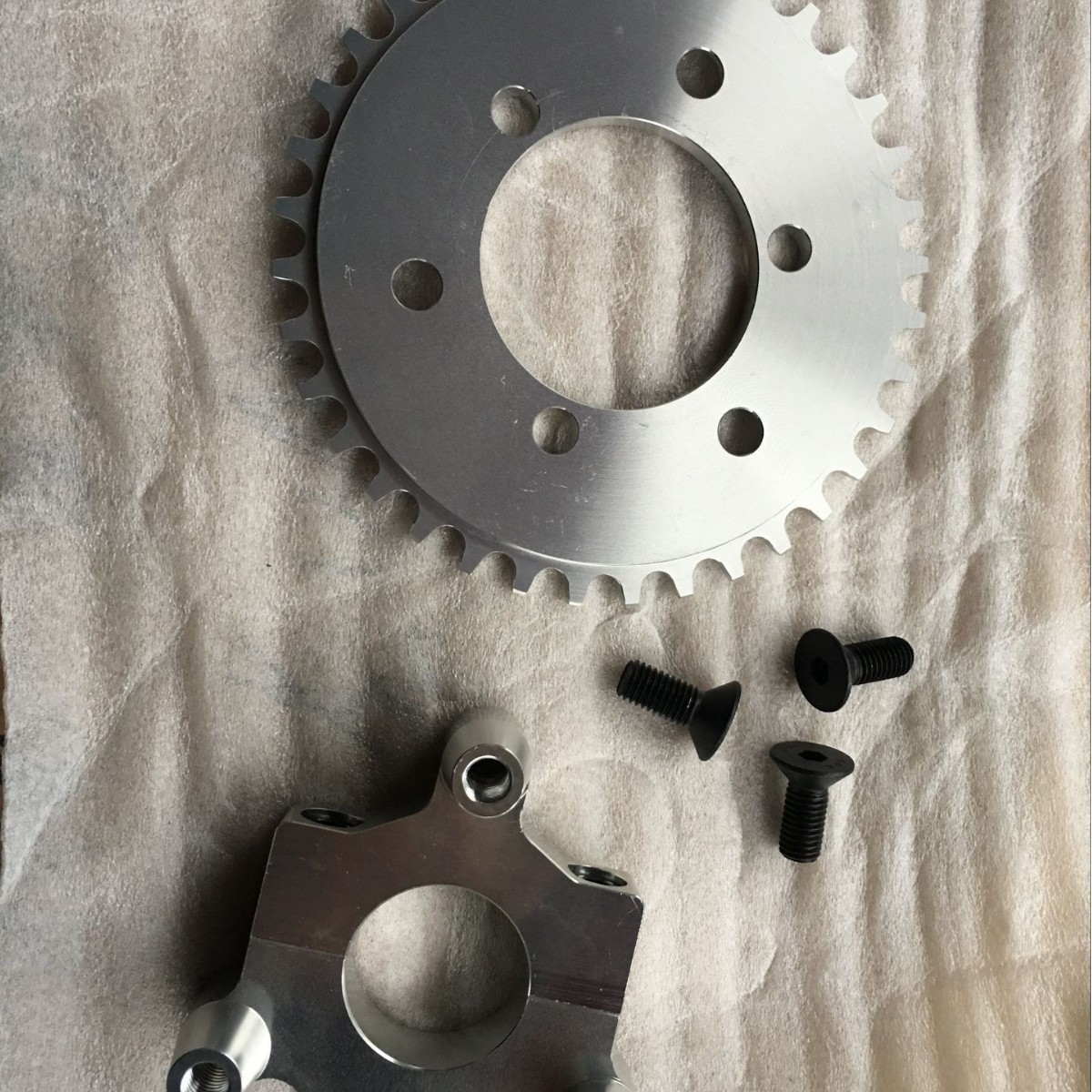 50/80CC自行车 汽油动力CNC 改装链轮 组合改装配件CNC精加工