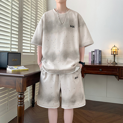 夏季加肥加大休闲套装男潮大码短袖T恤青少年学生宽松短裤两件套
