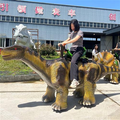 新款大型广场摆摊儿童仿真恐龙行走骑乘电动车可坐人游乐设备商场
