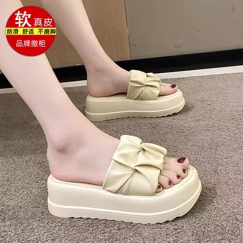 品牌特卖真皮海边休闲风凉拖鞋女夏季外穿踩屎感厚底沙滩凉鞋
