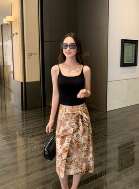 Maven Lin极简格调|带胸垫一体式黑色吊带背心女简约修身短款上衣