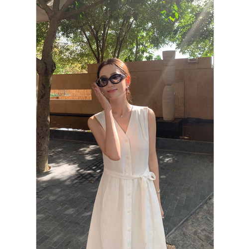 松弛感老钱风极简亚麻连衣裙