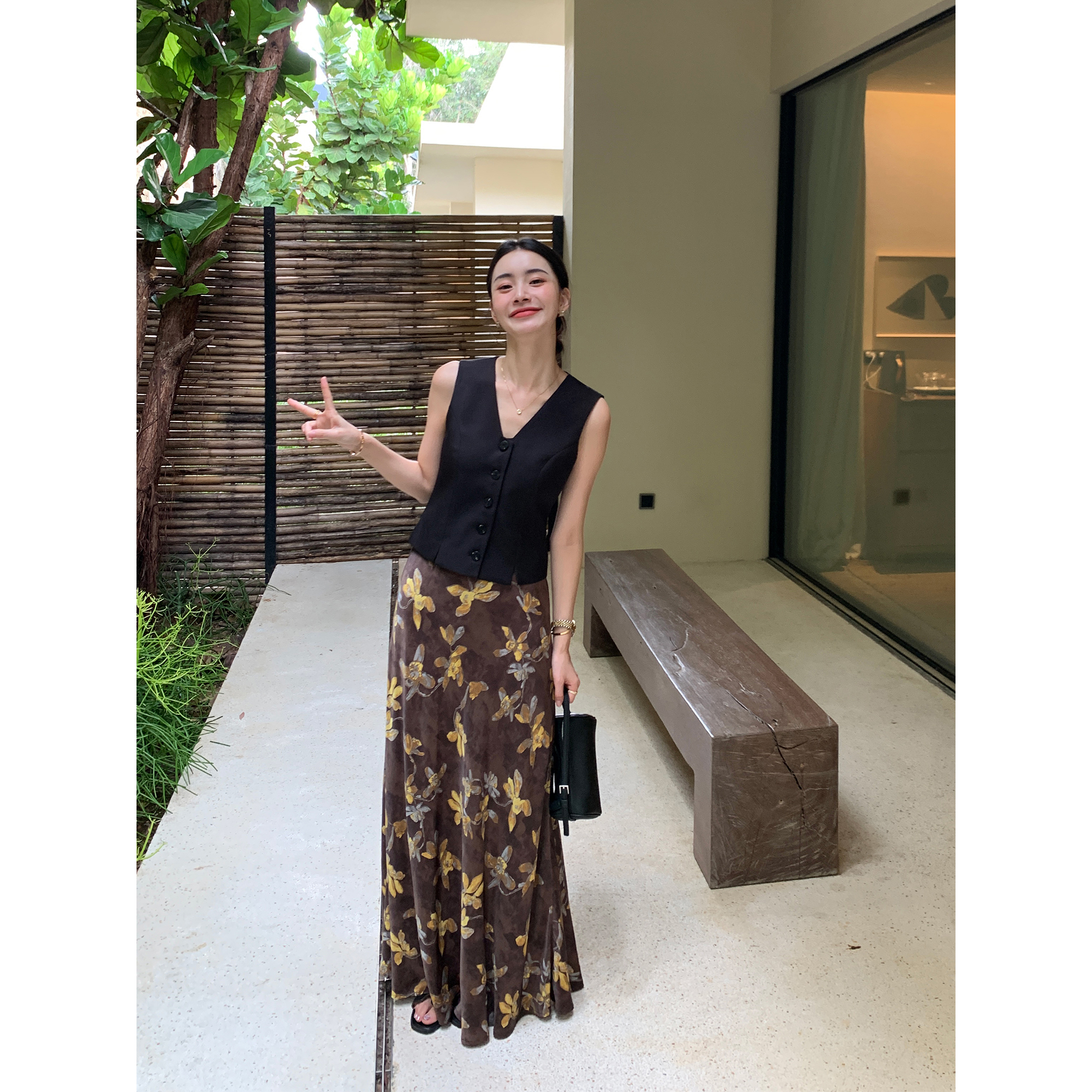 Maven Lin 金鸢尾 气质优雅鎏金印花半身裙女高腰垂感碎花A字裙子