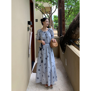 连衣裙女法式 精致立体刺绣蓝色细条纹短袖 度假大A摆裙 Lin Maven