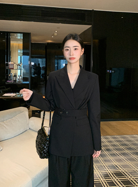 Maven Lin 意式之礼 黑色翻领西装外套女高级感通勤收腰西服上衣