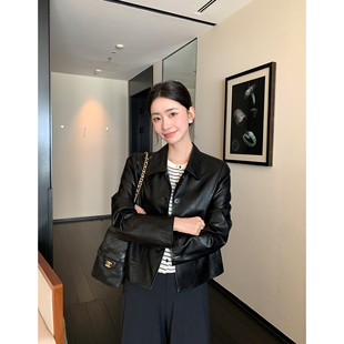 夹克机车服 高品质肌理皮革复古pu皮衣外套女休闲短款 Maven Lin