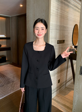 Maven Lin 智性韵律 黑色方领收腰西装外套女高级感休闲裤套装