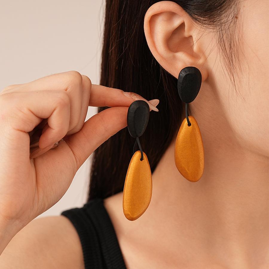 MaisonCleo复古撞色人造木款椭圆形水滴银针耳环欧美简约高级感气