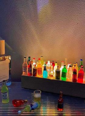 「左耳说」小酒瓶电脑桌面卧室竞房间氛围夜灯摆件装饰男生科技感