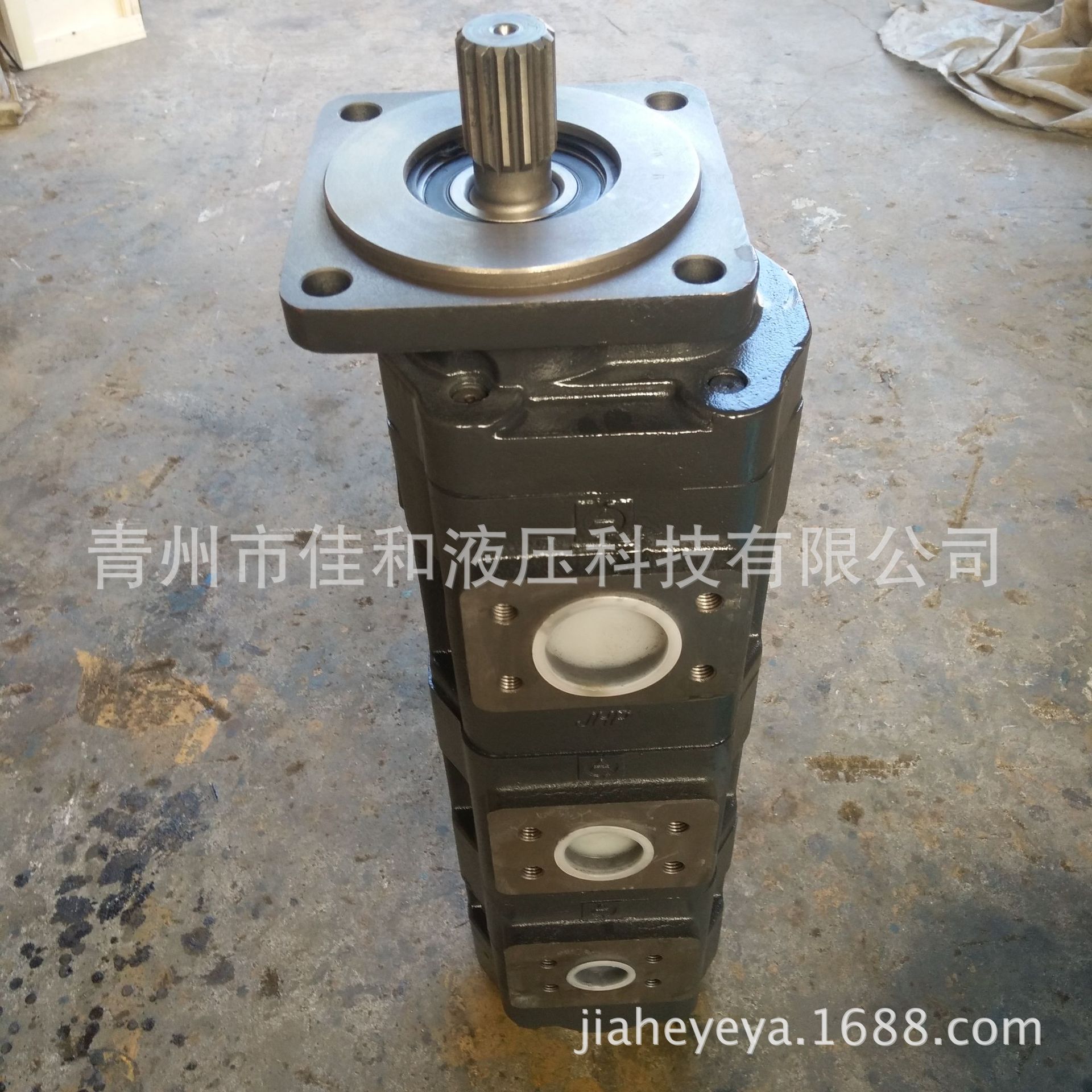 25T吊车四联泵 1010000135    吊车工作泵 多种规格 运行稳定