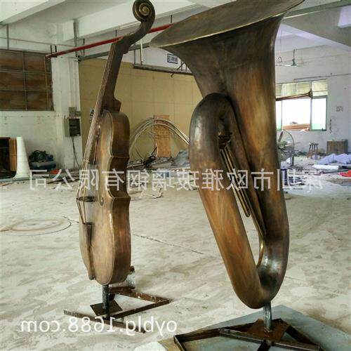 供应玻璃钢锻铜铸铜电镀美陈大型摆件商场卡通人物装饰室内外雕塑