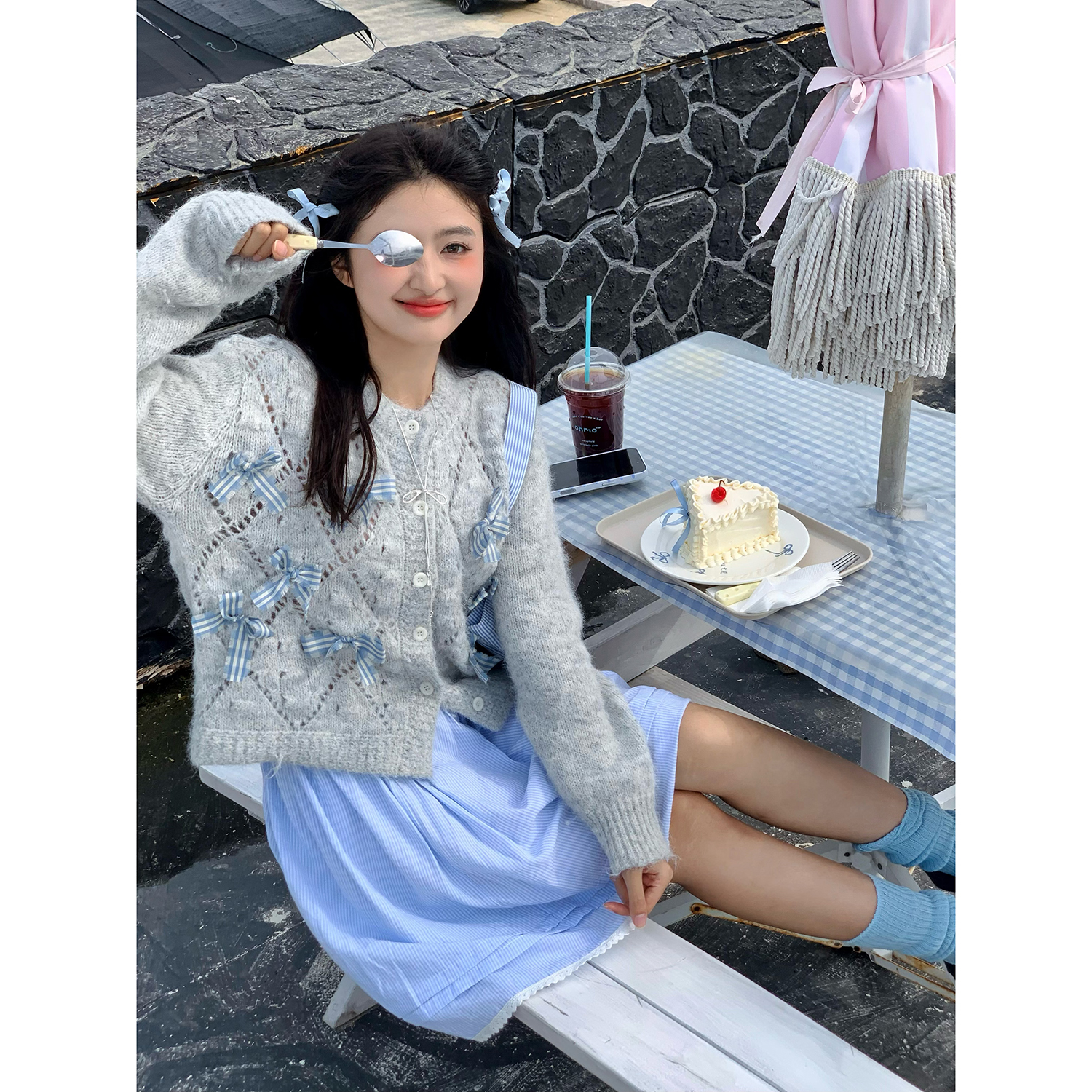范雯雯 20/ww 济州岛屿 宽松甜美蝴蝶结圆领少女针织开衫毛衣