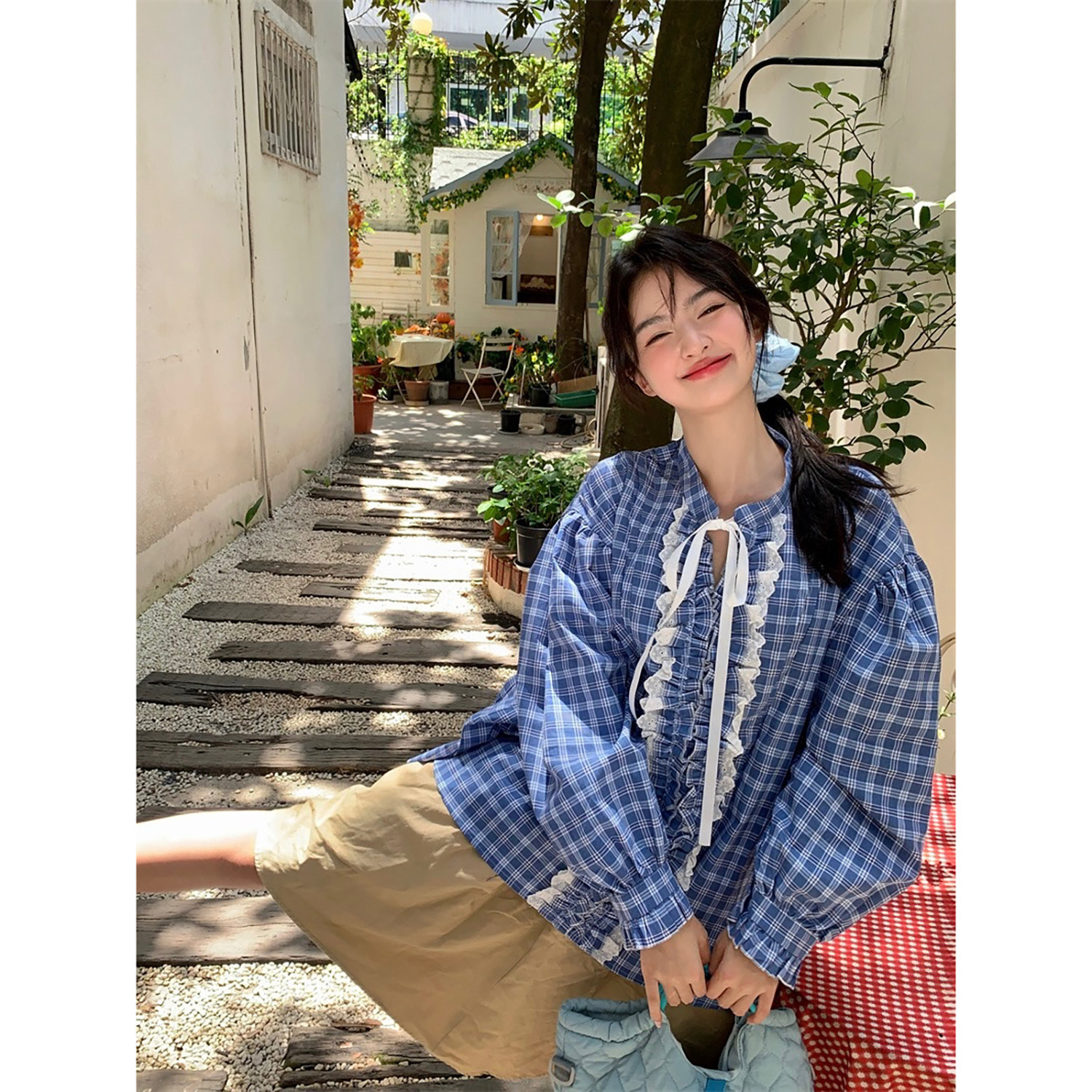 范雯雯 蓝莓甜心 木耳边蓝色复古格子衬衫女春季复古少女宽松上衣