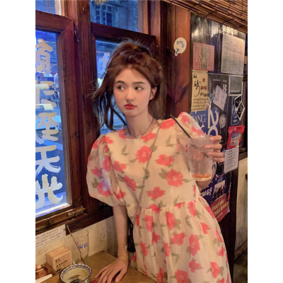 欧根纱花朵圆领泡泡袖连衣裙女