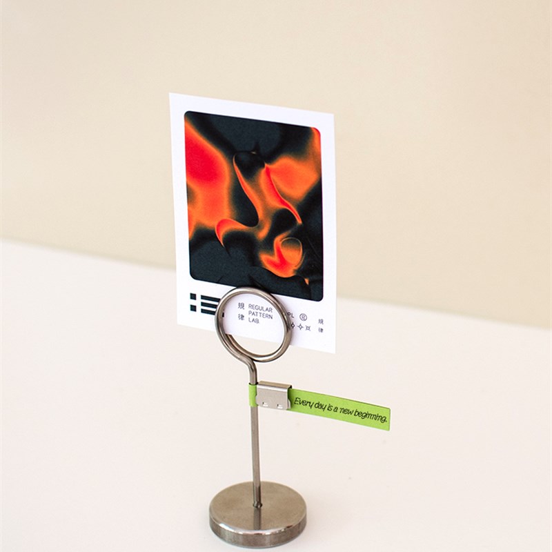 规律RPL金属标签夹数r字桌卡 特种纸物料定制二维码名片展示便签
