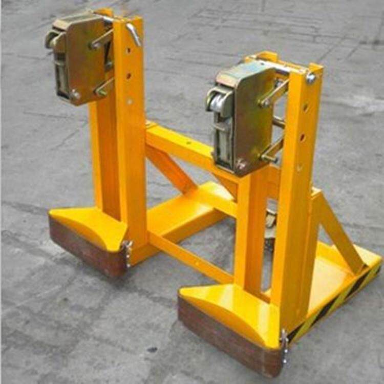 叉车属具DG720A 200L叉车油桶夹 200升塑料桶铁桶吊桶器