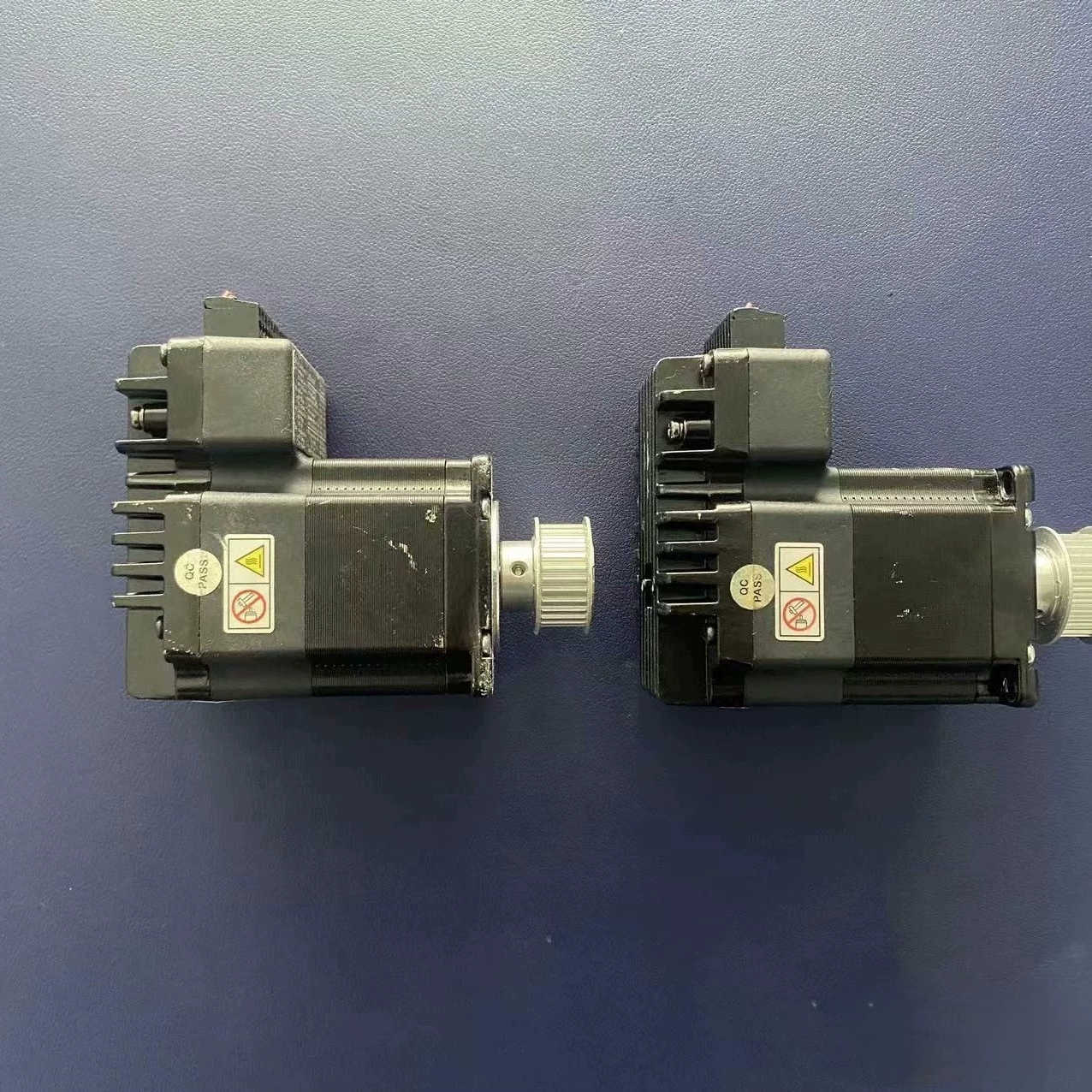 鸣志 STM 23R-2 一体电机带编码器