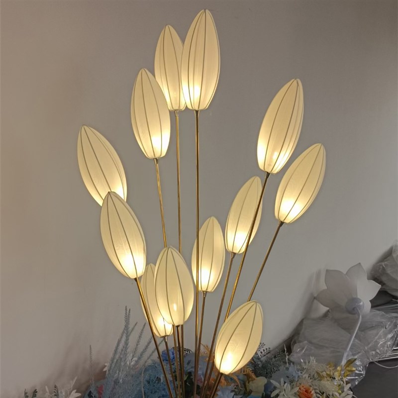 极速婚庆道具12头铁艺花蕾灯光路引婚礼现场布置T台装X饰橱窗摆件