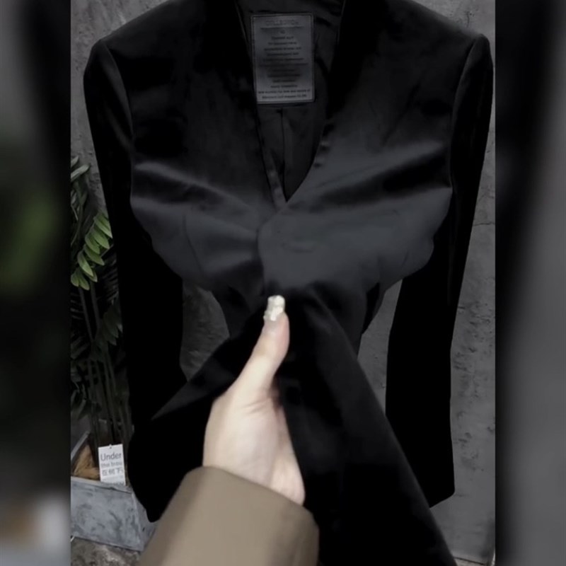 好货春季男士v领丝绒西服2025时尚百搭修身显瘦气质商务绅士纯色