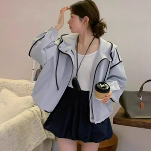 韩系撞色连帽短款冲锋衣女春秋新款百搭宽松小个子设计感百搭外套