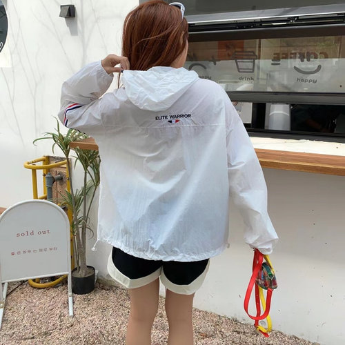 韩系连帽轻薄早秋外套女百搭显瘦