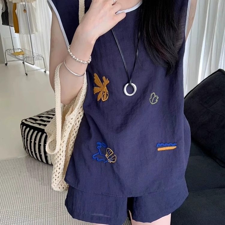 亚麻刺绣洋气吊带背心女夏内搭设计感短裤减龄时尚两件套胖mm显瘦,女装/女士精品,背心吊带,淘宝优惠券,粉丝福利购,淘宝优惠卷