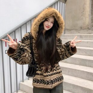 费尔岛大毛领羊羔毛外套女冬季宽松小个子加厚撞色皮毛一体上衣潮