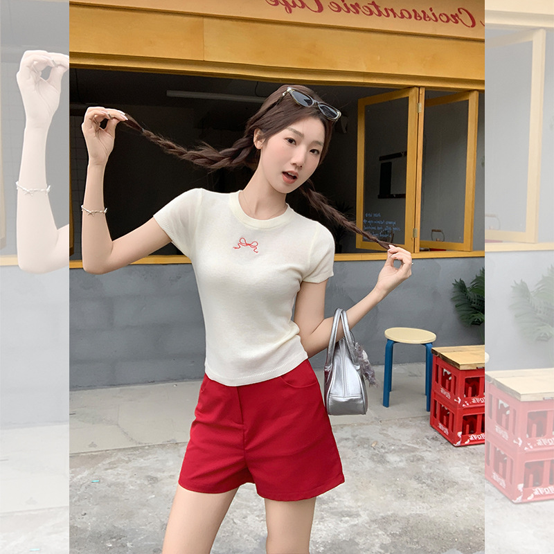 圆领针织蝴蝶结正肩修身短袖女