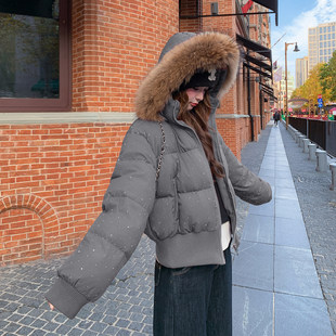 大毛领烫钻连帽羽绒服女貉子毛加厚保暖宽松小个子短款显瘦外套潮