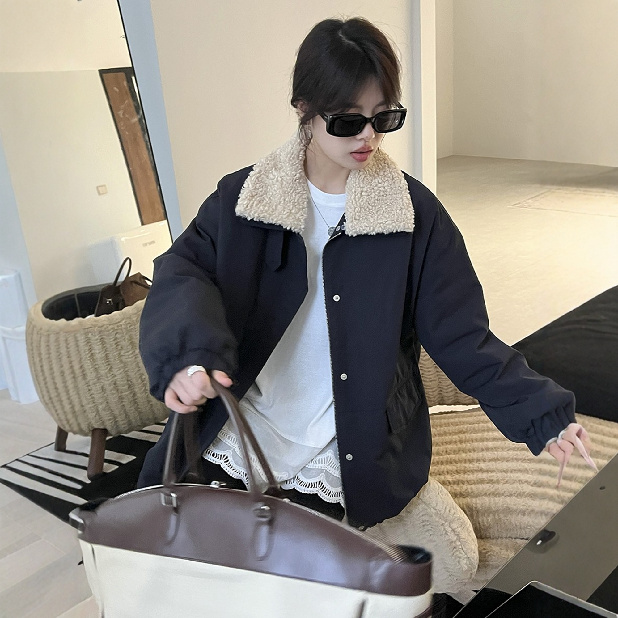 羊羔毛翻领加厚派克服外套女宽松