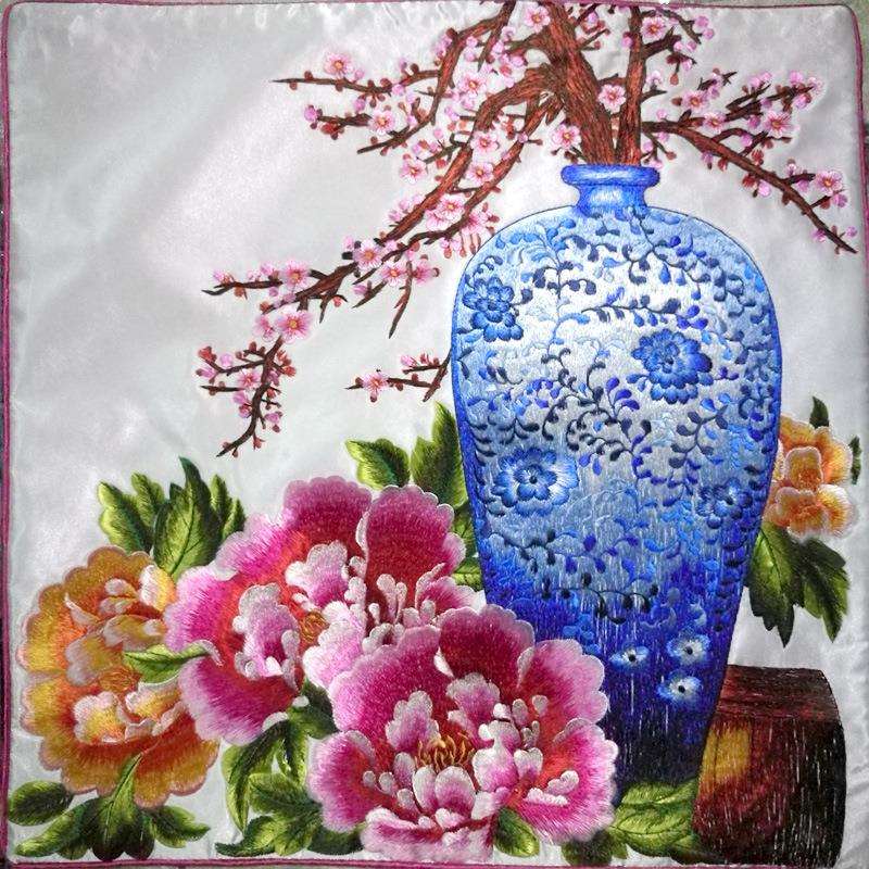 中国风苏绣抱枕套成品丝绸靠枕绣花枕套靠垫套可定