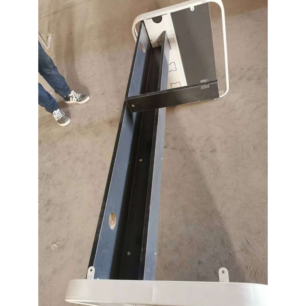 学校机房电脑桌培训班电脑台式桌中小学生教室微机房双人学生桌椅