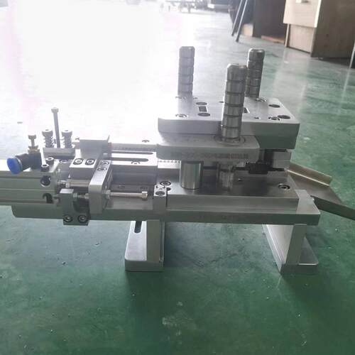 极速工装夹具固定端子裁切治具连接器端子裁切治具气动端子裁切治