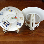 台湾欧式 塑料白色金边赏盘架钟表盘子支架相框平安扣托架