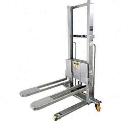 极速新品厂促可携式随车堆高机电动E1吨手动小型全自动可上车装卸