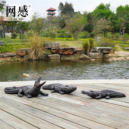 鳄鱼雕塑模型玻璃钢户外大型花园林水池景观小品装饰仿真动物摆件