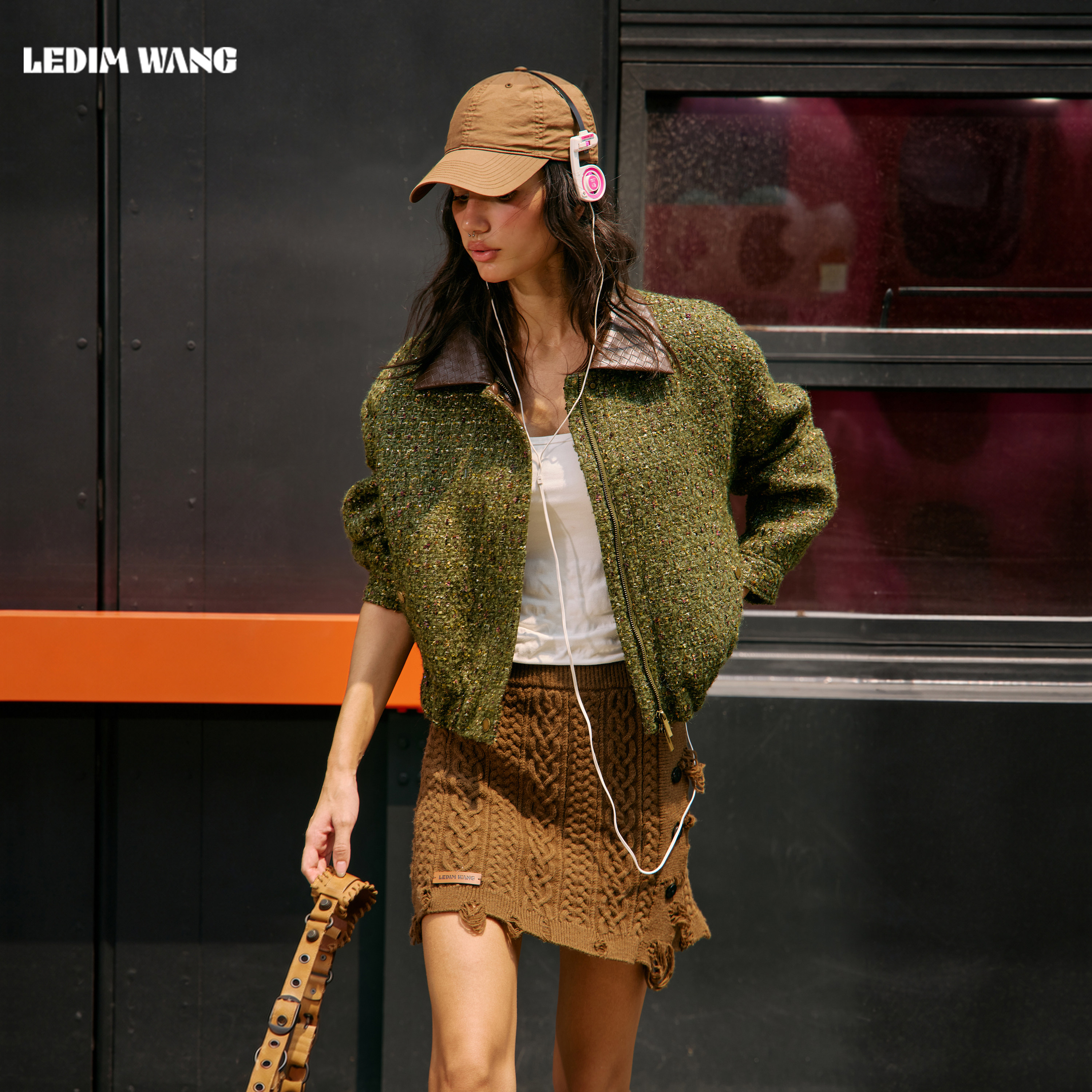 LEDIMWANG小香风粗花呢短外套女图片