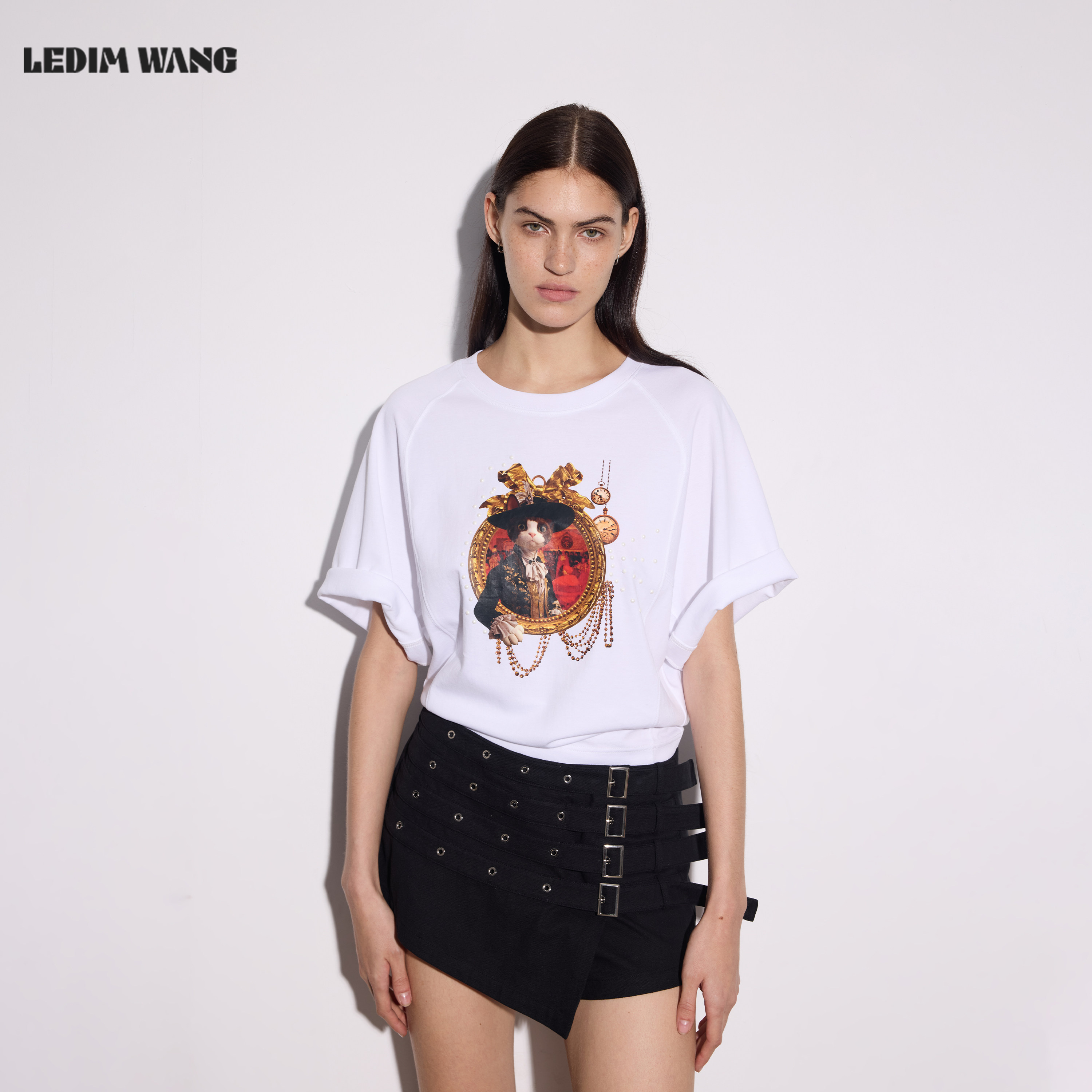 LEDIM WANG复古摩卡猫咪蝙蝠袖T恤女白色宽松短袖上衣26夏季新款